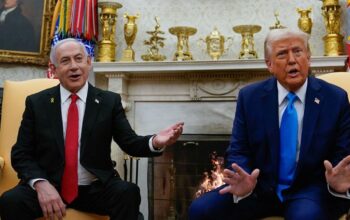 Trump Pilih Tunggu Perang Israel-Iran Baru Berunding